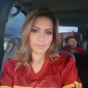 Meet your Posher, Edith